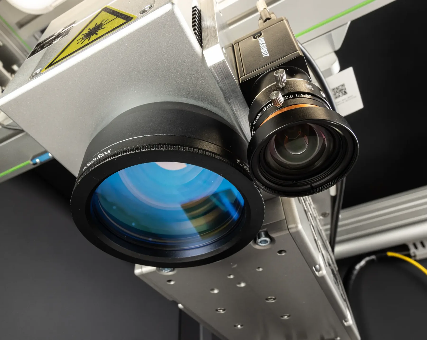 Lentille F-Theta et caméra Smart-Vision de la tête LASERIX-3D